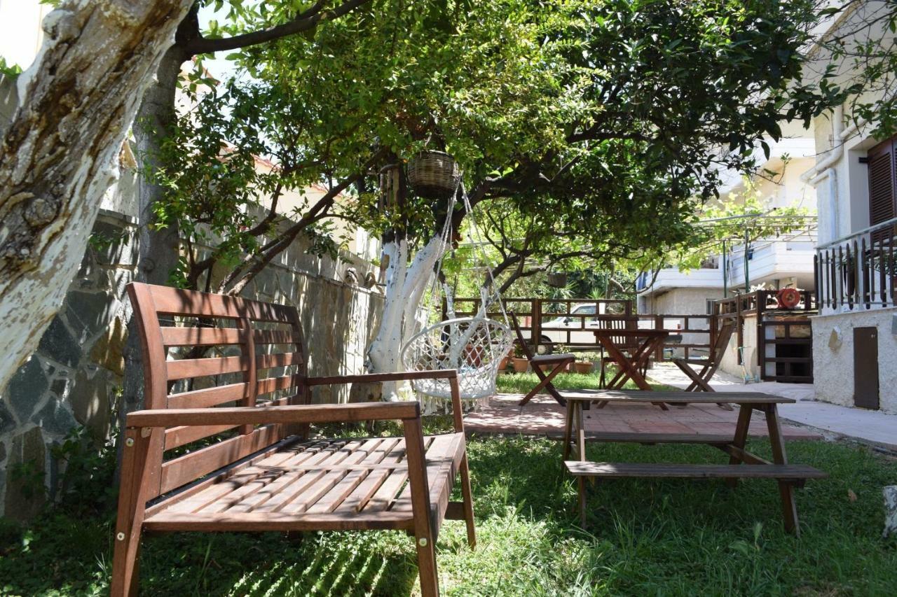 Central House With Quiet Garden Kissamos Exterior photo